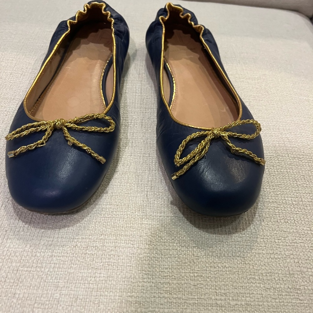 Lilly Pulitzer elegant  Navy Blue Ballet Flats with Gold Trim Size 9M